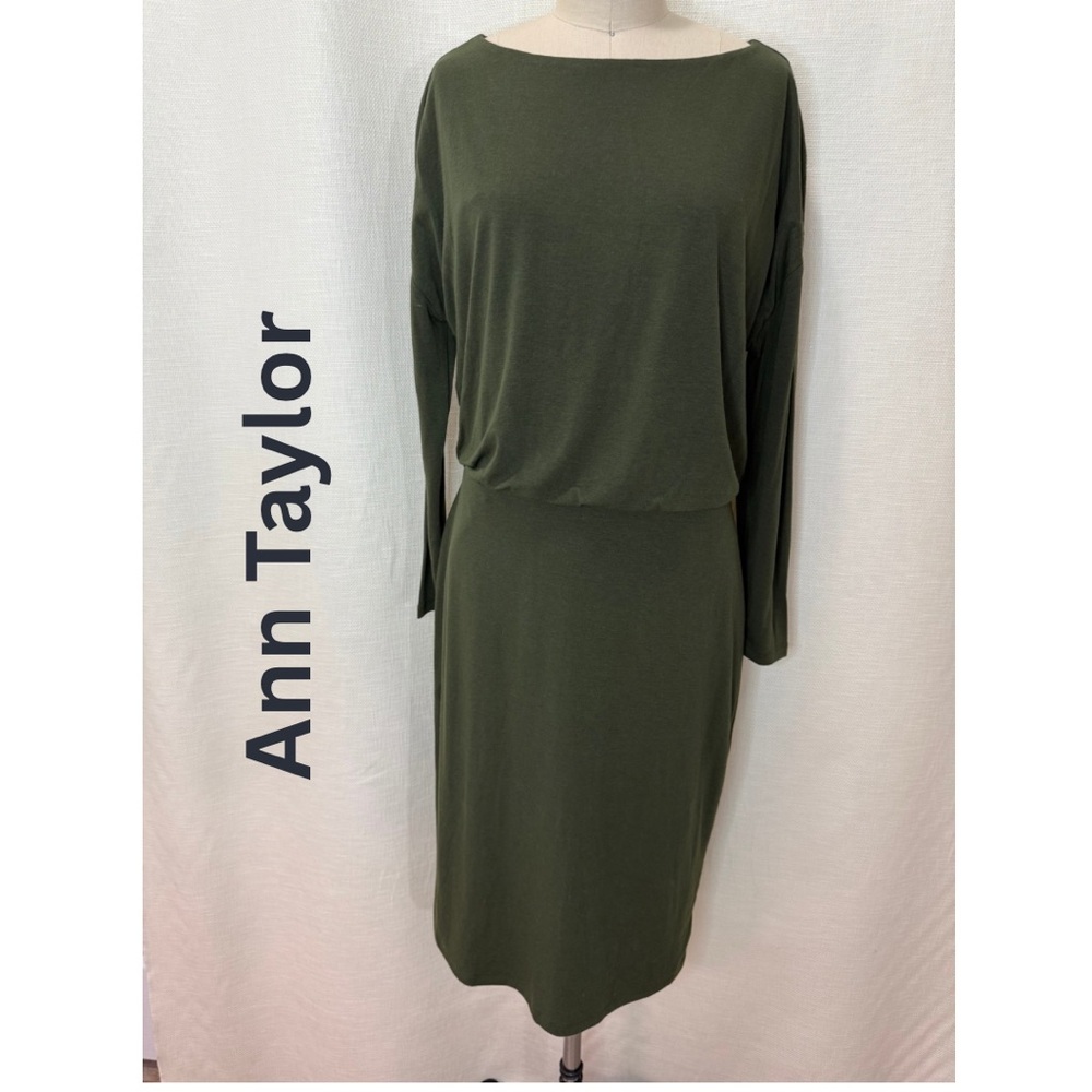 Ann Taylor Olive Green Long Sleeve Knit Midi Dress Size 8